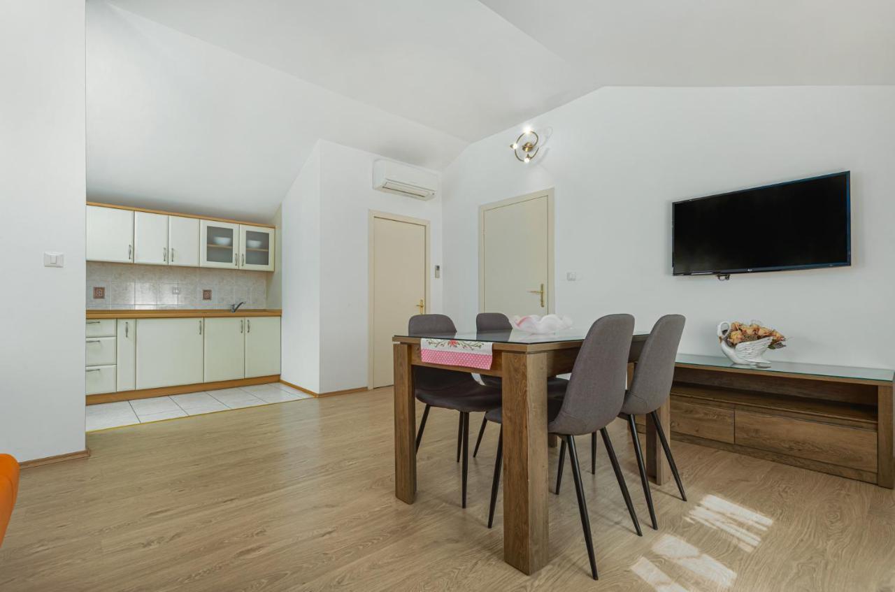 Mima Apartment Porec Luaran gambar