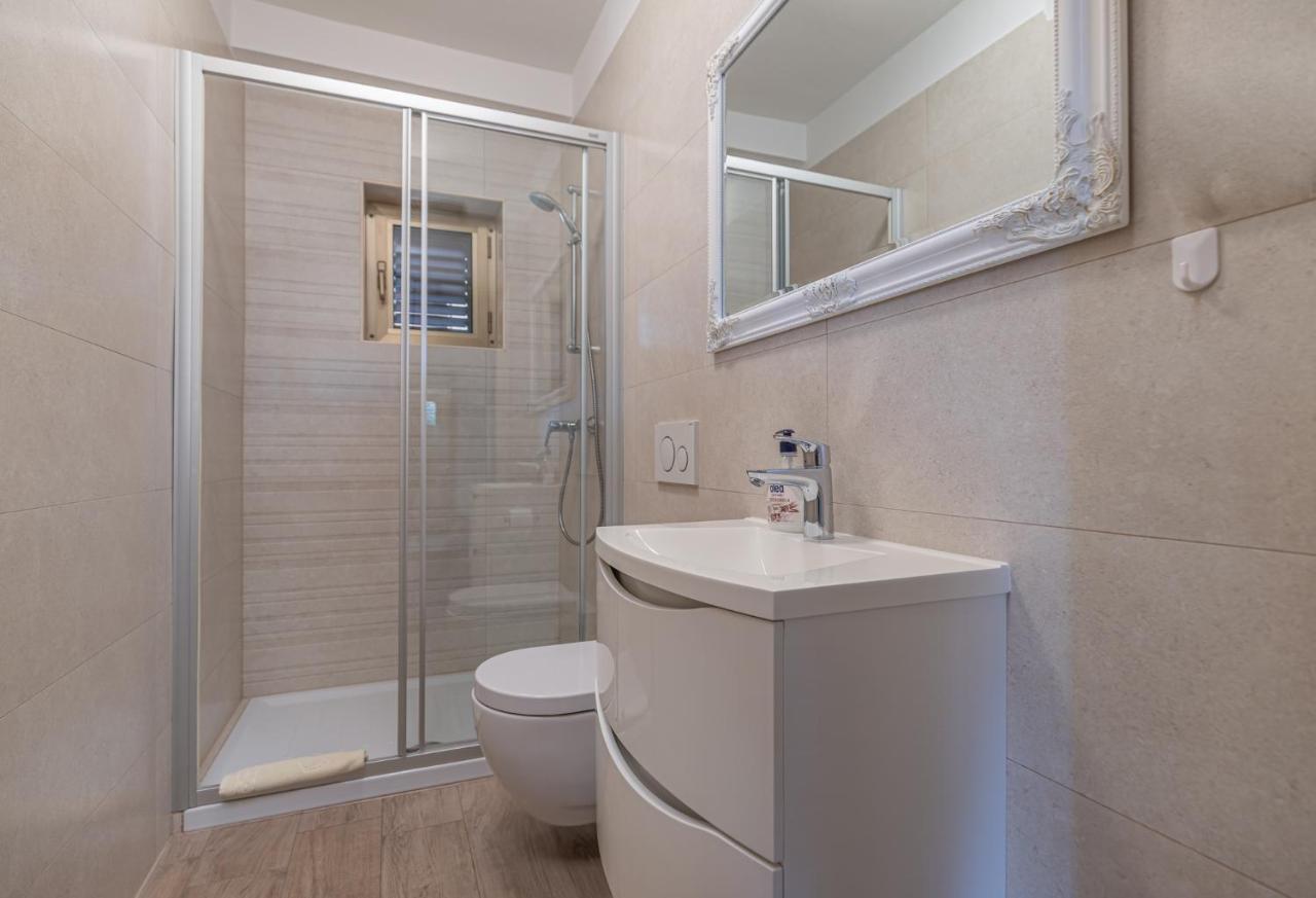 Mima Apartment Porec Luaran gambar