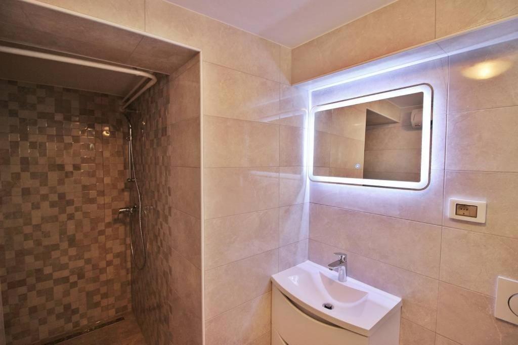 Mima Apartment Porec Luaran gambar